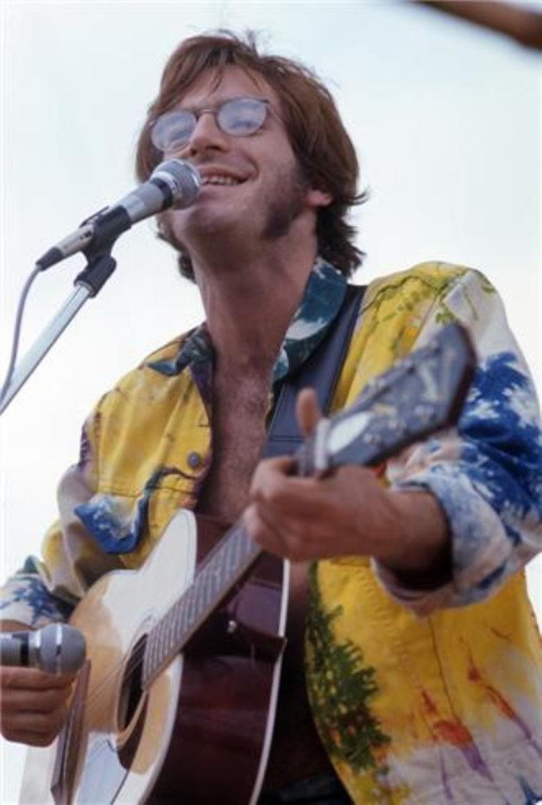 Woodstock Festival 1969-iocero-2013-04-26-12-52-58-Woodstock lineup-1.JBSebastian